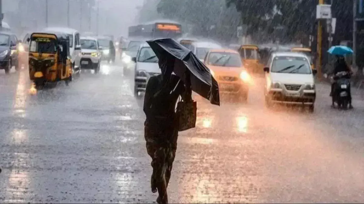 Weather: दिल्ली-NCR सहित इन राज्यों में आंधी-बारिश