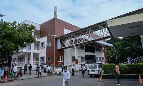 सरकारी अस्पताल: निजी बीमा के तहत इलाज सरकारी अस्पताल: निजी बीमा के तहत इलाज