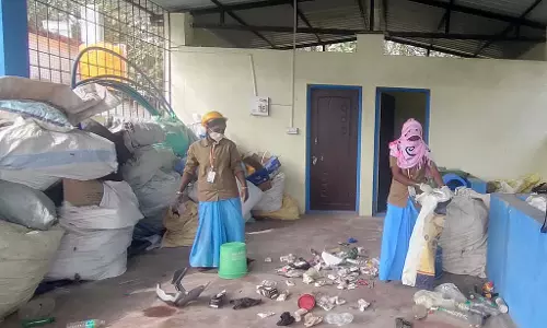 Uttara Kannada : स्वच्छ भारत के लिए महिला शक्ति Uttara Kannada : स्वच्छ भारत के लिए महिला शक्ति
