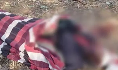 सड़क ठेकेदार के मुंशी की हत्या, नक्सलियों ने खेला खूनी खेल सड़क ठेकेदार के मुंशी की हत्या, नक्सलियों ने खेला खूनी खेल