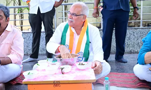भूपेश बघेल ने बोरे-बासी तिहार मनाया