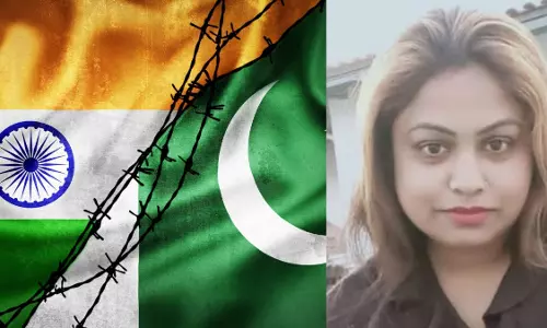 Bareilly: इरम की पाकिस्तान वापसी में दिल तोड़ा पल, बच्चों को छोड़ते ही फोन हुआ बंद Bareilly: इरम की पाकिस्तान वापसी में दिल तोड़ा पल, बच्चों को छोड़ते ही फोन हुआ बंद