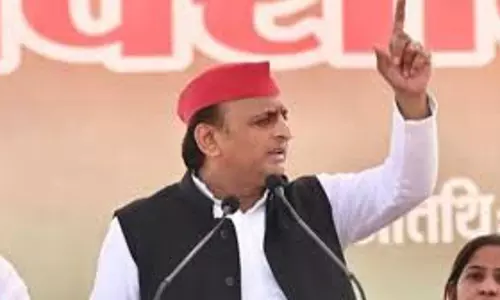 Lucknow: सपा ने समर्थकों से की अपील, किसी भी नेता की महापुरुषों से तुलना न करें