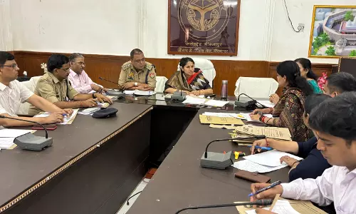Mirzapur: रानी लक्ष्मीबाई महिला सम्मान कोष योजना एक नई उम्मीद बनकर उभरी Mirzapur: रानी लक्ष्मीबाई महिला सम्मान कोष योजना एक नई उम्मीद बनकर उभरी
