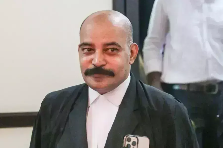 Kerala : पैरवी करने वाले हाई-प्रोफाइल आपराधिक वकील बीए अलूर का निधन Kerala : पैरवी करने वाले हाई-प्रोफाइल आपराधिक वकील बीए अलूर का निधन