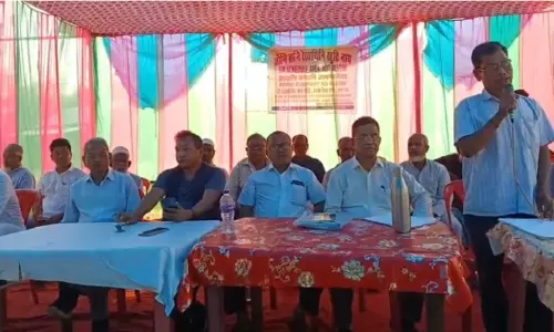 Assam में अडानी प्लांट का विरोध, आदिवासी अधिकारों पर उठे सवाल Assam में अडानी प्लांट का विरोध, आदिवासी अधिकारों पर उठे सवाल