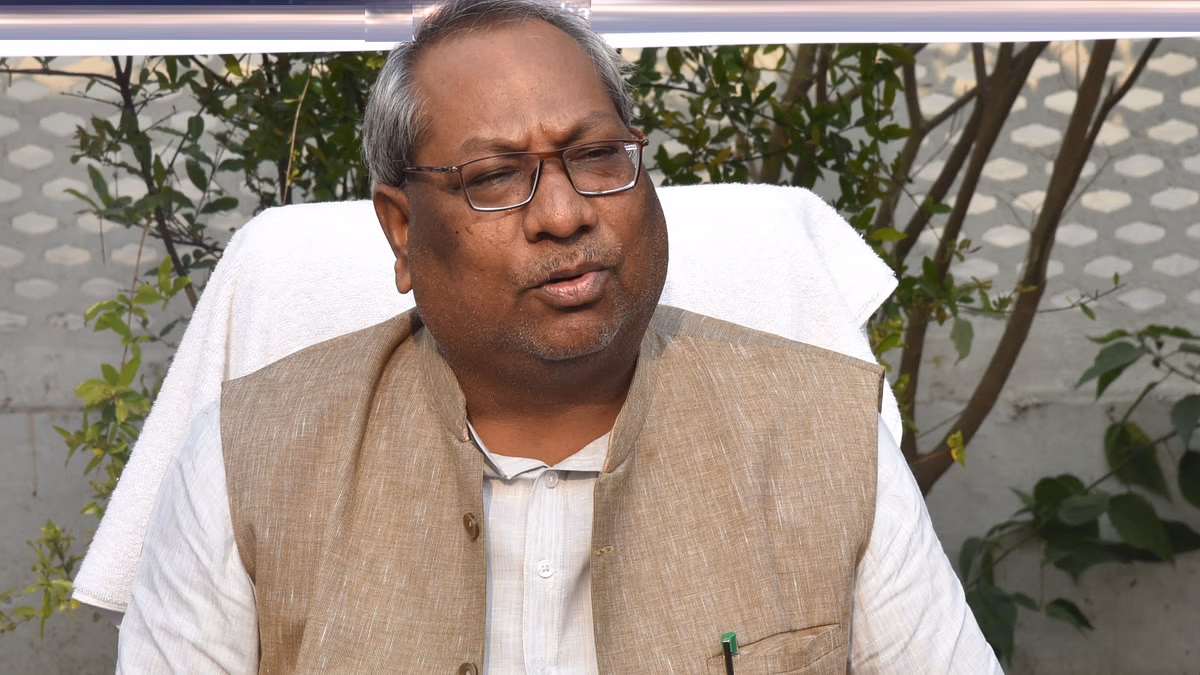 Lucknow: संजय निषाद ने सपा और कांग्रेस को घेरा, कहा ‘इनसे अच्छे थे अंग्रेज’ Lucknow: संजय निषाद ने सपा और कांग्रेस को घेरा, कहा ‘इनसे अच्छे थे अंग्रेज’
