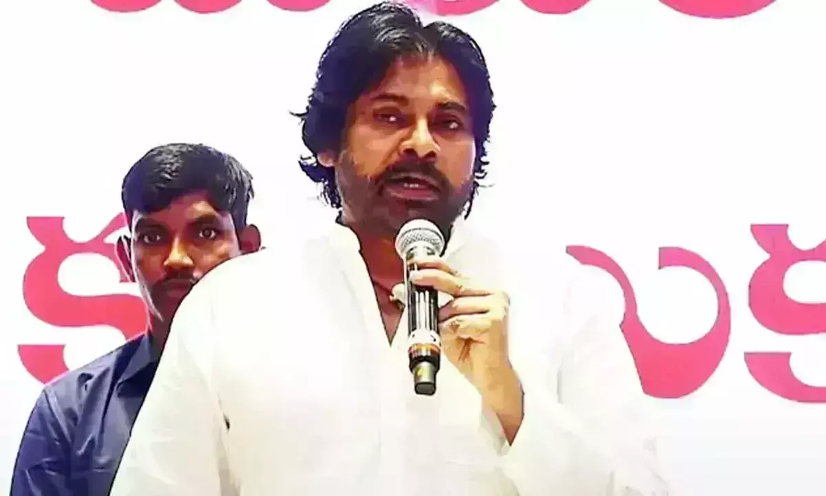 Andhra: पवन कल्याण ने मई दिवस पर श्रमिक अधिकारों की वकालत की Andhra: पवन कल्याण ने मई दिवस पर श्रमिक अधिकारों की वकालत की