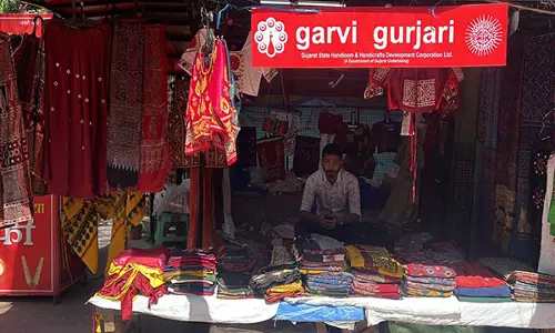 गर्वी गुर्जरी ने ग्रामीण कारीगरों को सशक्त बनाया, 31.47 करोड़ रुपये की रिकॉर्ड बिक्री