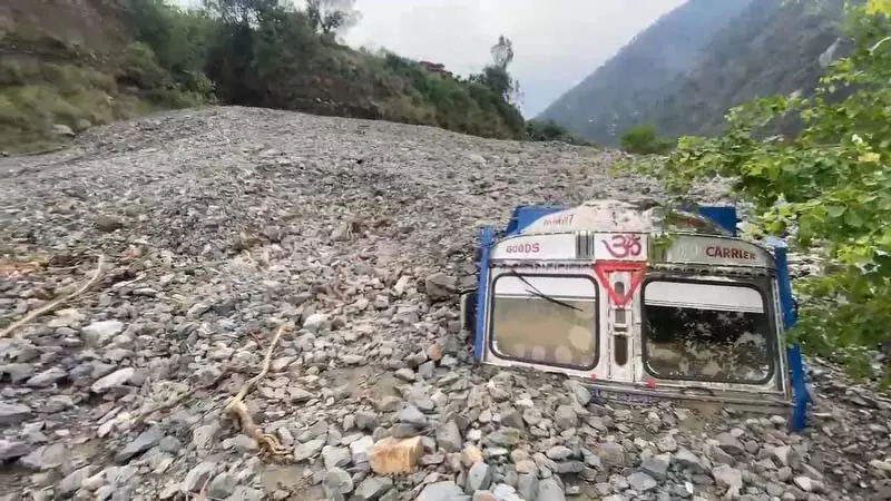 Ramban district 49 पटवार हलकों में बाढ़ से हुए नुकसान का आकलन जारी Ramban district 49 पटवार हलकों में बाढ़ से हुए नुकसान का आकलन जारी