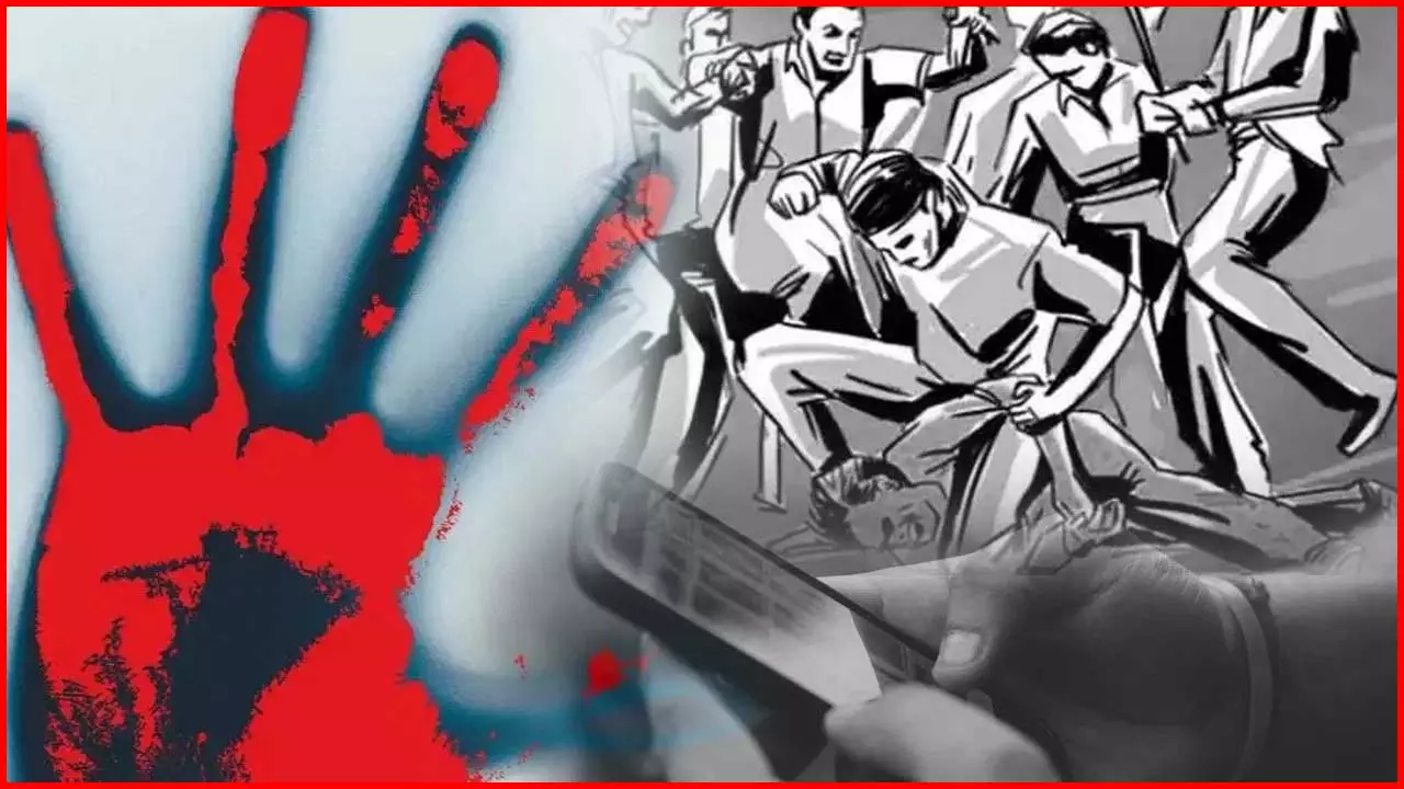 3 लोगों पर FIR, भारी पड़ गया सोशल मीडिया पर फर्जी खबर फैलाना 3 लोगों पर FIR, भारी पड़ गया सोशल मीडिया पर फर्जी खबर फैलाना