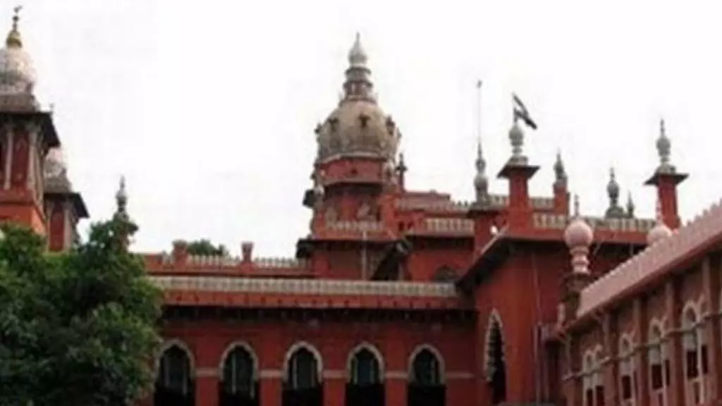 उच्च न्यायालय ने कोयंबटूर वन क्षेत्र में स्टील वायर बाड़ के निर्माण पर रोक लगाई उच्च न्यायालय ने कोयंबटूर वन क्षेत्र में स्टील वायर बाड़ के निर्माण पर रोक लगाई