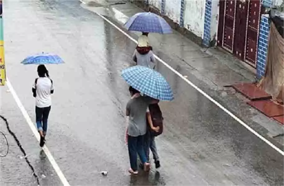Uttarakhand : भारी बारिश से मौसम में बदलाव, ऑरेंज अलर्ट जारी Uttarakhand : भारी बारिश से मौसम में बदलाव, ऑरेंज अलर्ट जारी