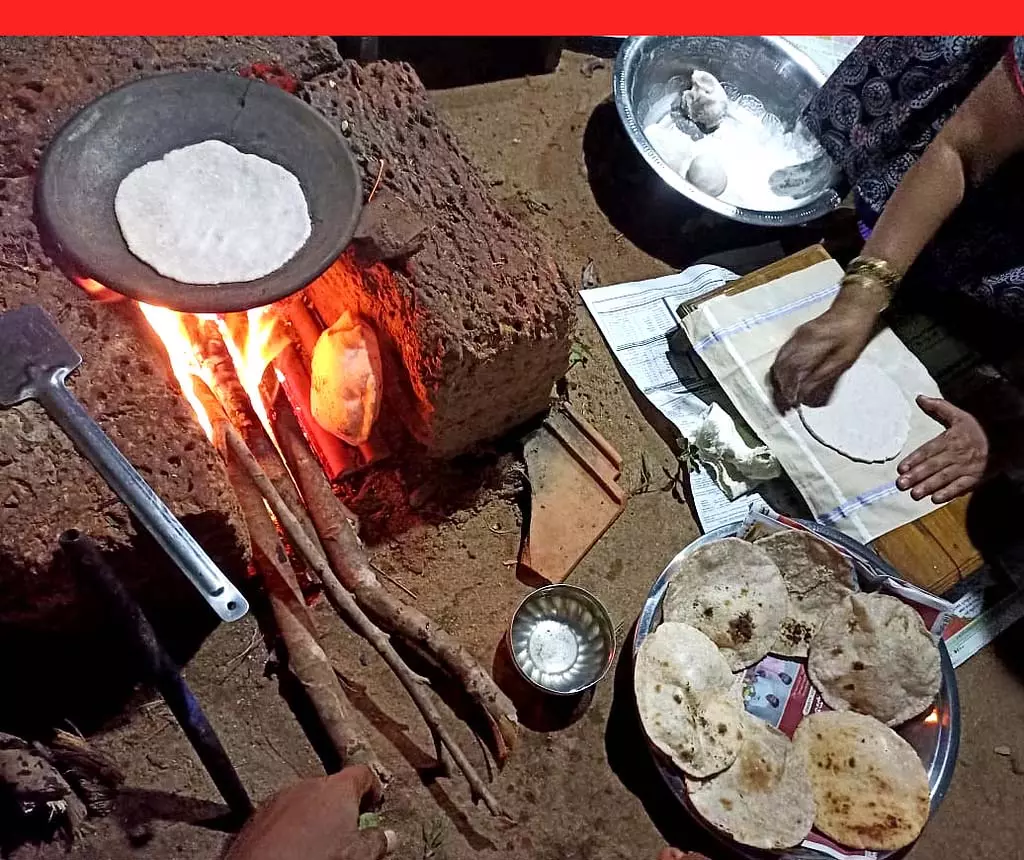 Kumta: बोगारीबाइल बॉर्डर फेस्टिवल जो रिश्तों को मजबूत बनाता Kumta: बोगारीबाइल बॉर्डर फेस्टिवल जो रिश्तों को मजबूत बनाता
