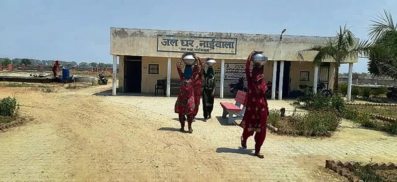 Haryana : नहरें सूखने से सिरसा में गंभीर जल संकट Haryana : नहरें सूखने से सिरसा में गंभीर जल संकट