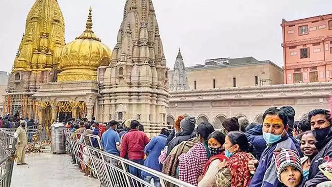 Karnataka: काशी मंदिर जैसी सुविधाओं की मांग को लेकर श्रद्धालुओं ने गंगापुर बंद रखा Karnataka: काशी मंदिर जैसी सुविधाओं की मांग को लेकर श्रद्धालुओं ने गंगापुर बंद रखा