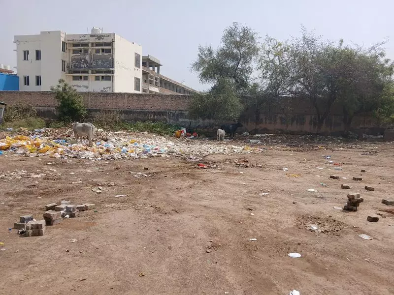Gurugram सेक्टर 4 के निवासियों ने खाली जमीन को खेल के मैदान के लिए चिह्नित करने की मांग Gurugram सेक्टर 4 के निवासियों ने खाली जमीन को खेल के मैदान के लिए चिह्नित करने की मांग
