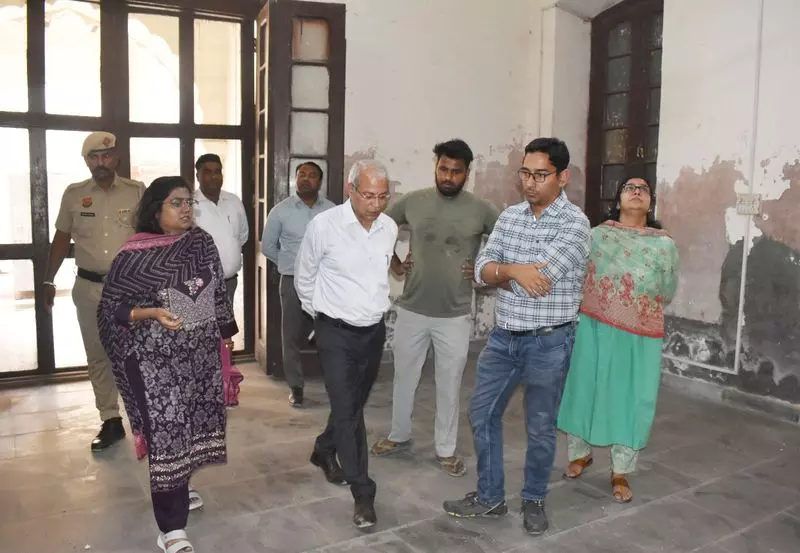 Haryana : नगर निगम ऐतिहासिक गांधी मेमोरियल हॉल का जीर्णोद्धार करेगा Haryana : नगर निगम ऐतिहासिक गांधी मेमोरियल हॉल का जीर्णोद्धार करेगा