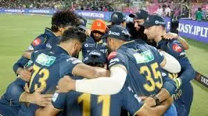 IPL: SRH के खिलाफ आक्रामक टेस्ट के लिए तैयार GT IPL: SRH के खिलाफ आक्रामक टेस्ट के लिए तैयार GT