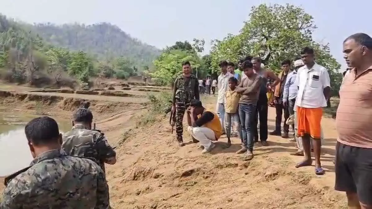 बारात में शामिल युवक की गोली मारकर हत्या, तालाब के पास गया था, तभी... बारात में शामिल युवक की गोली मारकर हत्या, तालाब के पास गया था, तभी...