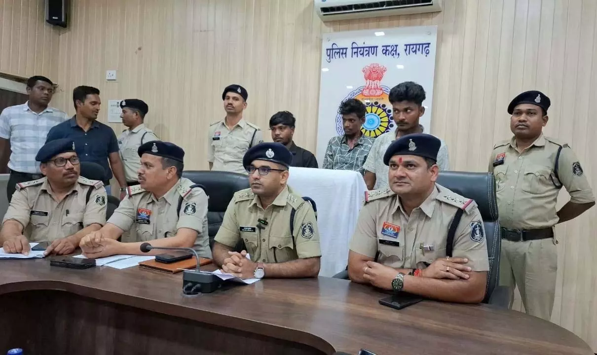 लूटपाट गैंग का भंडाफोड़, रेलवे स्टेशन रोड में वारदात को दिया था अंजाम लूटपाट गैंग का भंडाफोड़, रेलवे स्टेशन रोड में वारदात को दिया था अंजाम