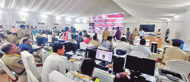Andhra : प्रधानमंत्री के दौरे के मद्देनजर अमरावती में नो-फ्लाई जोन घोषित Andhra : प्रधानमंत्री के दौरे के मद्देनजर अमरावती में नो-फ्लाई जोन घोषित