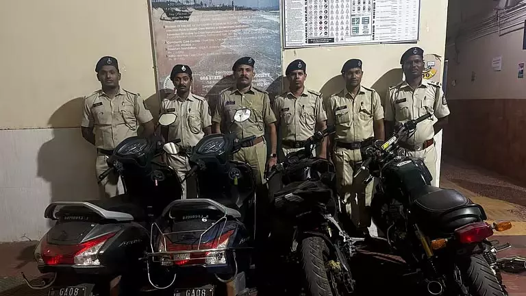 Margao टाउन पुलिस ने यातायात उल्लंघन पर कार्रवाई की Margao टाउन पुलिस ने यातायात उल्लंघन पर कार्रवाई की