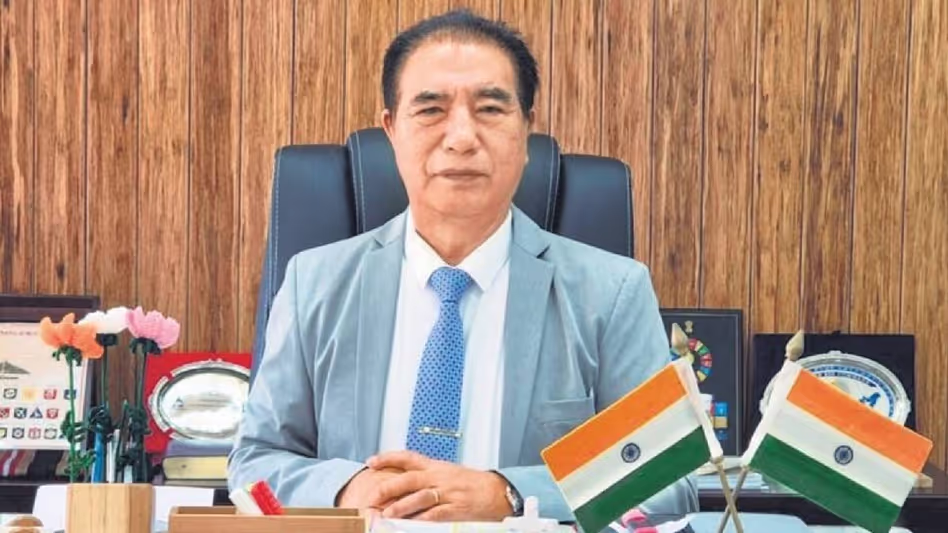 Mizoram में सीमा पार से हो रही तस्करी के बीच सीएम लालदुहोमा ने मादक पदार्थों की तस्करी Mizoram में सीमा पार से हो रही तस्करी के बीच सीएम लालदुहोमा ने मादक पदार्थों की तस्करी