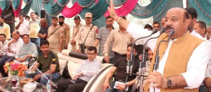 जनता की वास्तविक समस्याओं का प्राथमिकता से समाधान किया जाएगा: DyCM जनता की वास्तविक समस्याओं का प्राथमिकता से समाधान किया जाएगा: DyCM