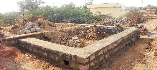 Telangana : इंदिरम्मा लाभार्थियों के लिए वित्तीय कठिनाइयाँ Telangana : इंदिरम्मा लाभार्थियों के लिए वित्तीय कठिनाइयाँ