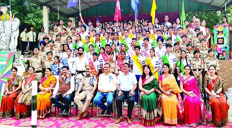 छात्रों ने पेश कीं मनमोहक सांस्कृतिक प्रस्तुतियां छात्रों ने पेश कीं मनमोहक सांस्कृतिक प्रस्तुतियां