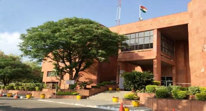 हाईकोर्ट ने विशेष न्यायाधिकरण Jammu का प्रभार सौंपा हाईकोर्ट ने विशेष न्यायाधिकरण Jammu का प्रभार सौंपा