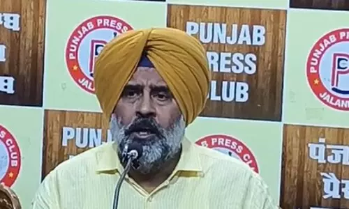 कांग्रेस विधायक परगट सिंह ने केंद्र पर किया कटाक्ष