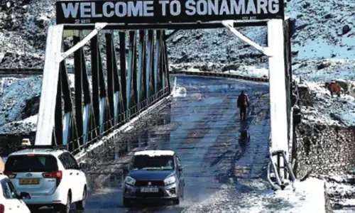 Pahalgam हमले के बाद सोनमर्ग में पर्यटकों की संख्या में भारी गिरावट