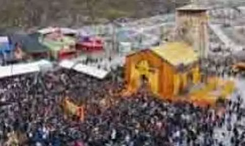Kedarnath Dham:  कपाट खुलते ही लगा आस्‍था का ज्‍वार, मुख्यमंत्री धामी सहित पहुंचे 10 हजार से ज्‍यादा श्रद्धालु
