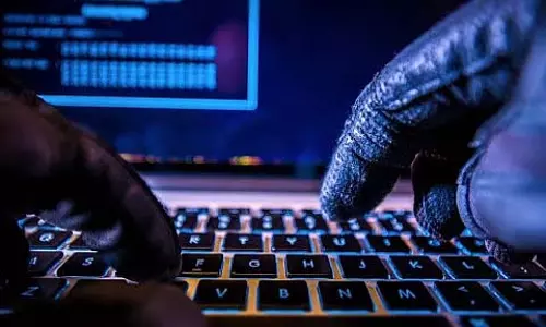 मुंबई : ईमेल स्पूफिंग घोटाले के जरिए कंपनी से ₹11 लाख की ठगी के आरोप में चेंबूर का व्यक्ति गिरफ्तार मुंबई : ईमेल स्पूफिंग घोटाले के जरिए कंपनी से ₹11 लाख की ठगी के आरोप में चेंबूर का व्यक्ति गिरफ्तार