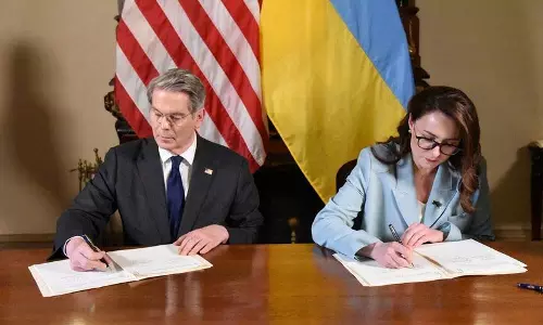 Ukraine and US ने खनिज समझौते पर हस्ताक्षर किए; कीव को सुरक्षा सुधार की उम्मीद