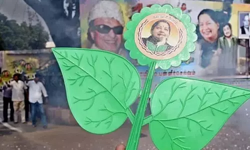 7 मई को शोलिंगनल्लूर में AIADMK का विरोध प्रदर्शन