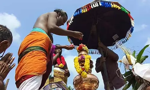 काशी विश्वनाथ मंदिर में महाकुंभाभिषेकम काशी विश्वनाथ मंदिर में महाकुंभाभिषेकम
