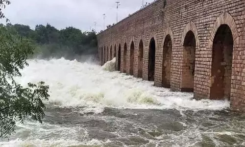 तेलंगाना उच्च न्यायालय ने संरक्षित हैदराबाद झीलों के पास अवैध इमारतों पर सवाल उठाए