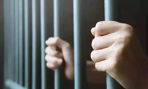 चेक बाउंस मामलों में त्वरित न्याय: Udupi के दो व्यापारियों पर जुर्माना और सजा चेक बाउंस मामलों में त्वरित न्याय: Udupi के दो व्यापारियों पर जुर्माना और सजा