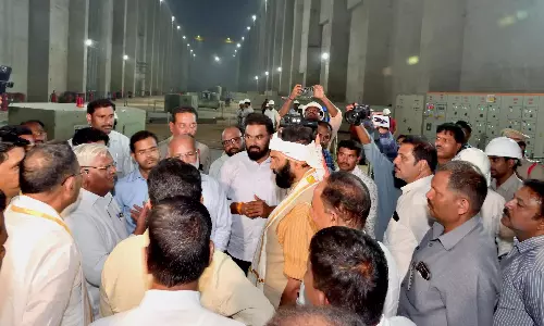 Telangana: उत्तम ने प्रमुख सिंचाई परियोजनाओं के लिए समयसीमा तय की Telangana: उत्तम ने प्रमुख सिंचाई परियोजनाओं के लिए समयसीमा तय की