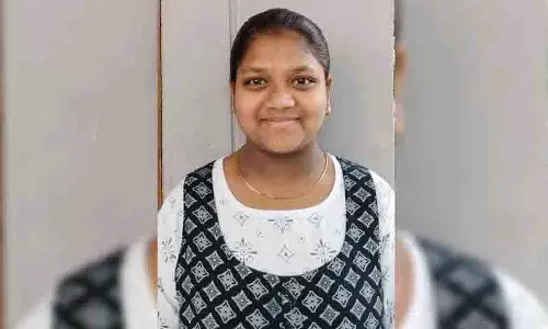 Govt School की छात्रा गद्दाम वरसिका ने 590/600 अंक प्राप्त किए, राज्य में टॉपरों में शामिल Govt School की छात्रा गद्दाम वरसिका ने 590/600 अंक प्राप्त किए, राज्य में टॉपरों में शामिल