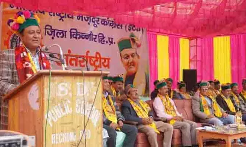 Negi ने किन्नौर में श्रमिक कल्याण के प्रति प्रतिबद्धता दोहराई