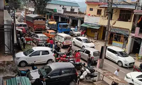 Palampur-Hamirpur राजमार्ग दशकों से उपेक्षा का सामना कर रहा