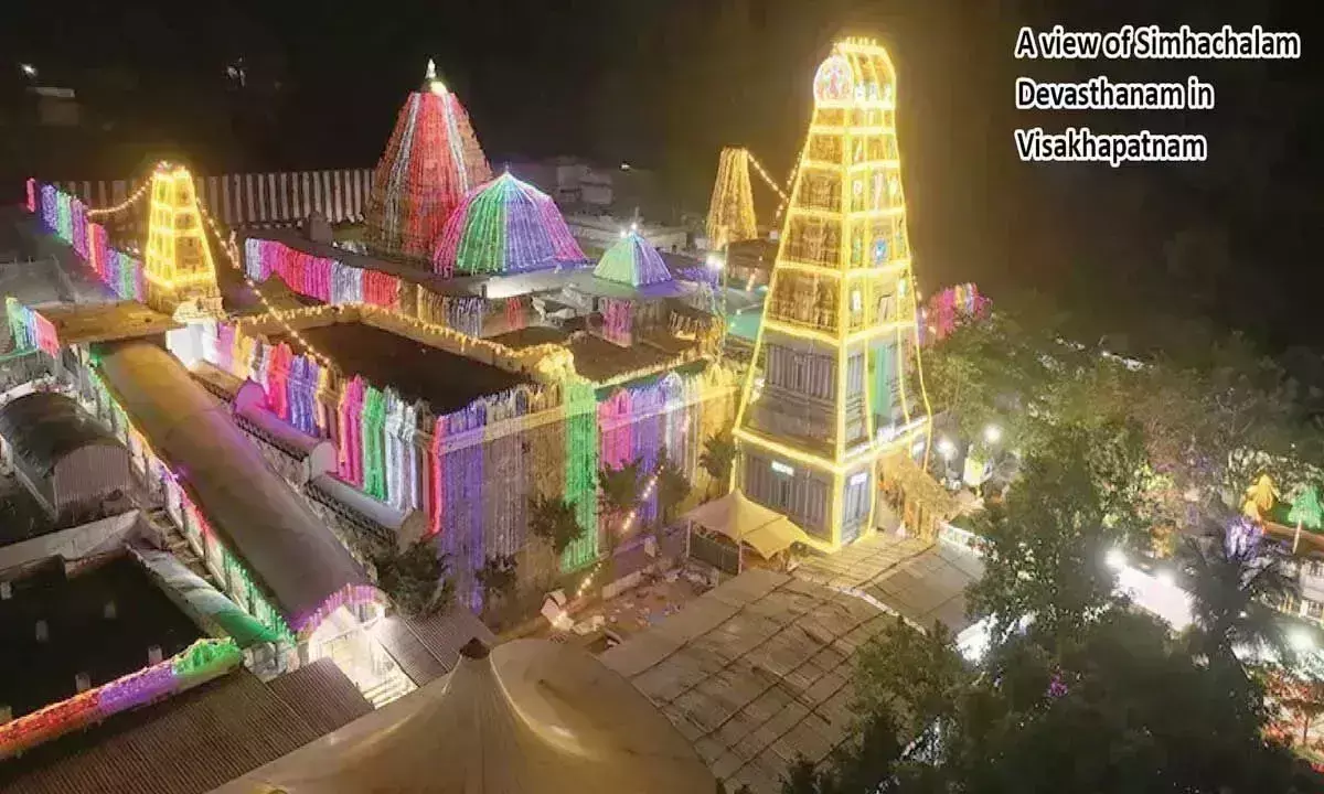 Andhra: सिंहाचलम दुर्घटना का दोष कौन लेगा?