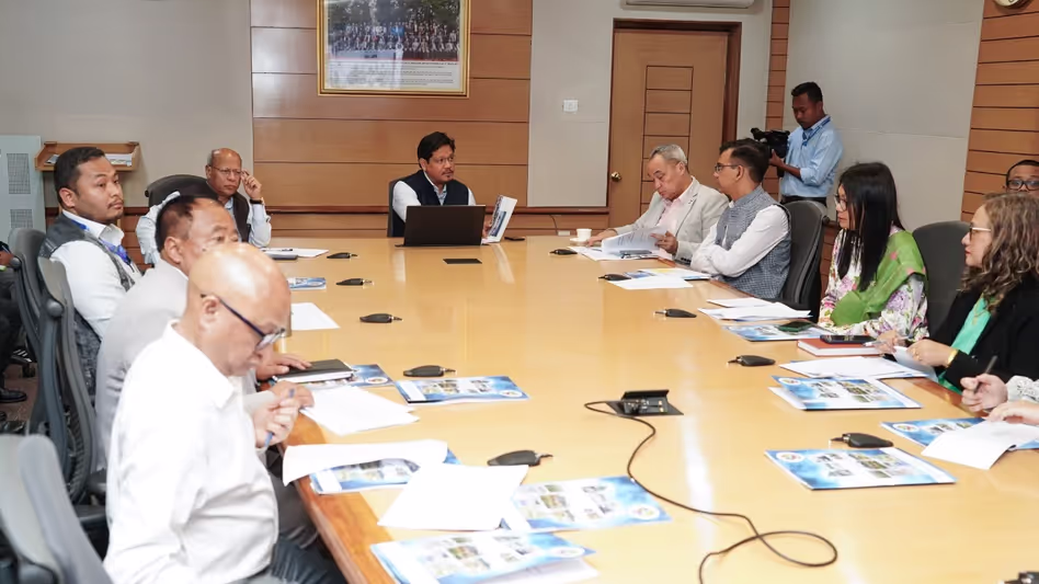 Meghalaya के मुख्यमंत्री ने मानसून की तैयारियों की समीक्षा की Meghalaya के मुख्यमंत्री ने मानसून की तैयारियों की समीक्षा की