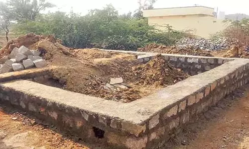 Telangana : इंदिरम्मा लाभार्थियों के लिए वित्तीय कठिनाइयाँ Telangana : इंदिरम्मा लाभार्थियों के लिए वित्तीय कठिनाइयाँ