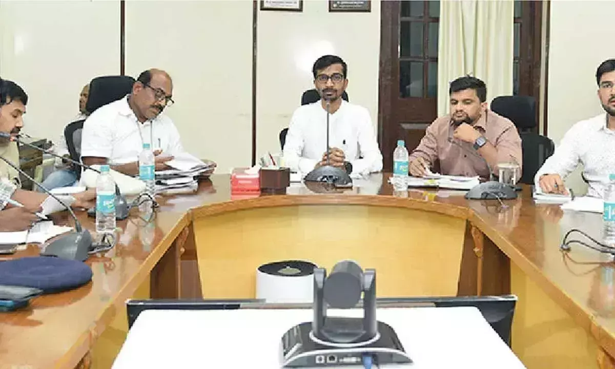 कलेक्टर ने APPSC ग्रुप-I मुख्य परीक्षा के सुचारू संचालन के आदेश दिए