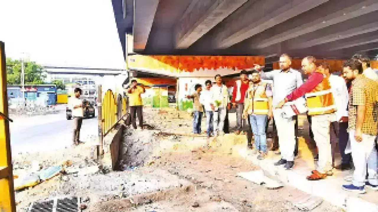 GHMC ने एलबी नगर खंड में मानसून कार्यों में तेजी लाई GHMC ने एलबी नगर खंड में मानसून कार्यों में तेजी लाई